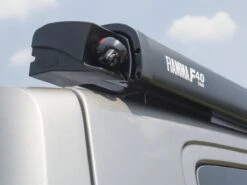 Fiamma F40Van Deep Black Kassettenmarkise -Thule || Dometic || Bo-Camp Verkäufe fiammaf40vandeepblack 4 4 ecommerce 04ec